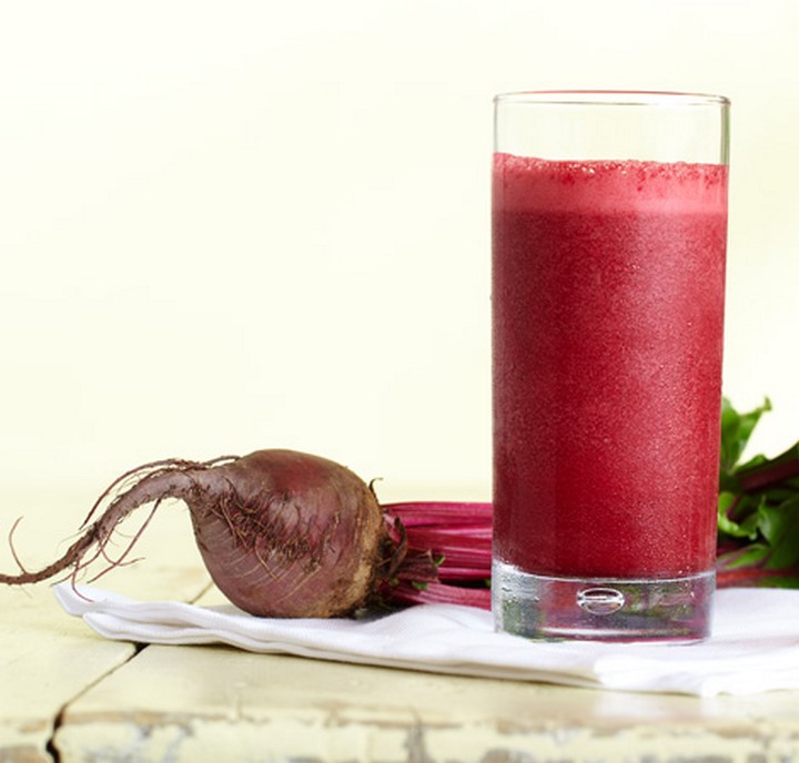 smoothie s červenou řepou a jablkem