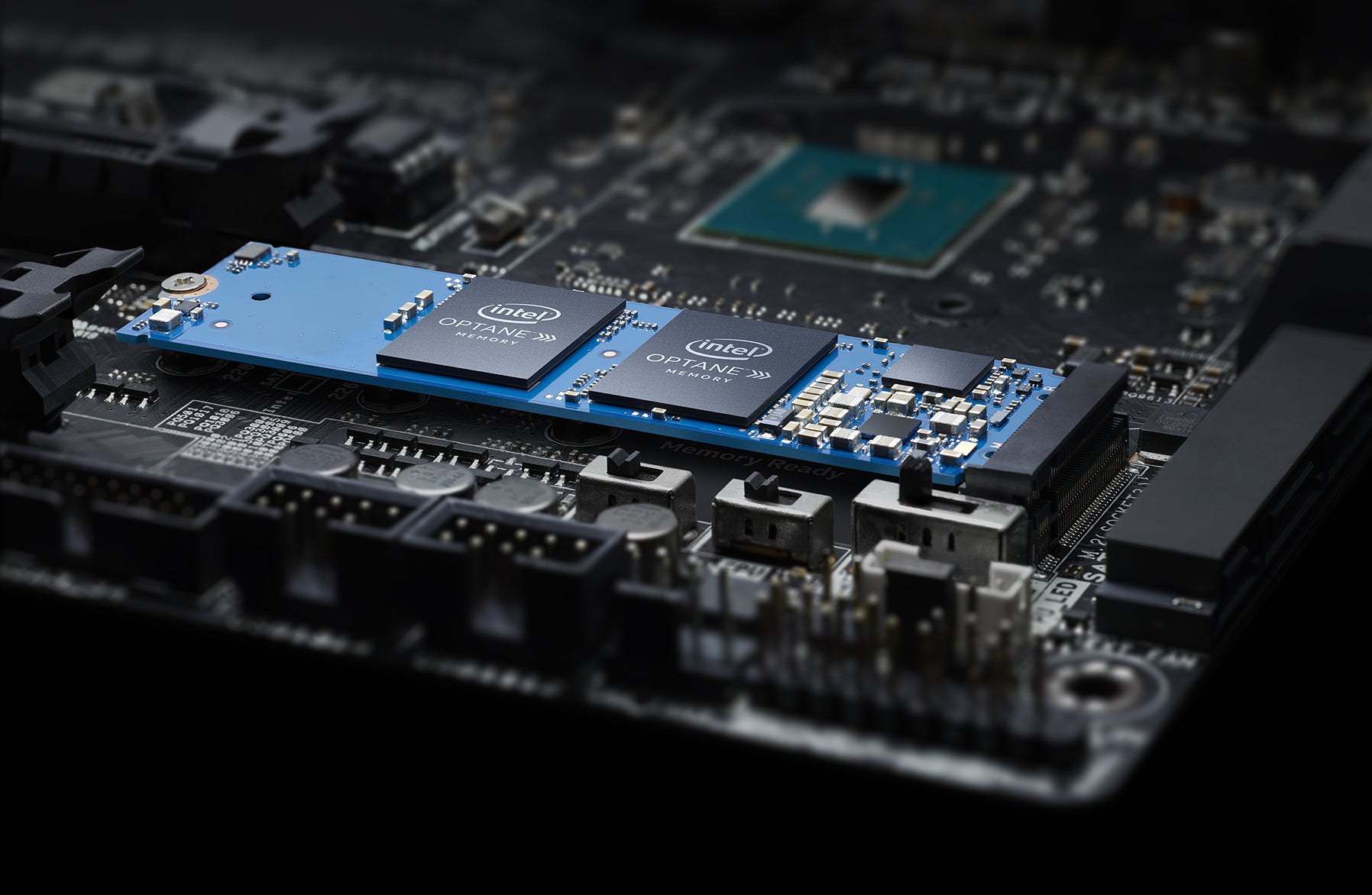 Procesor i5-12600K nabízí podporu Intel Optane Memory pro nejnovější cachovací paměti, které dokáží zrychlit váš plotnový disk o několik desítek %.