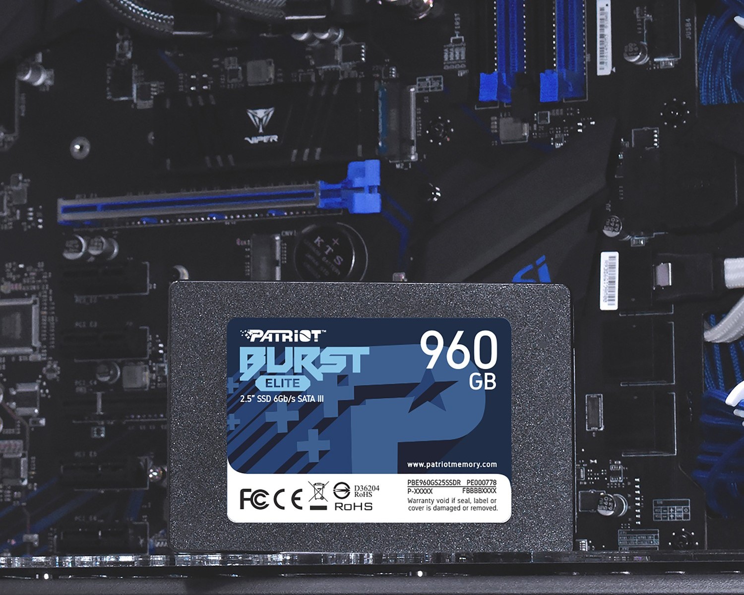 Interný SSD disk Patriot Burst Elite s kapacitou 960 GB ponúka vysoké prenosové rýchlosti, aby zabránil spomaľovaniu výkonu zo strany úložiska.