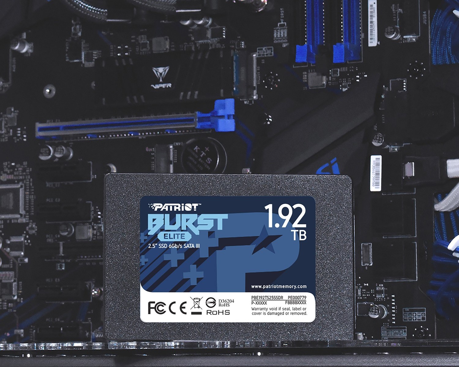 Interný SSD disk Patriot Burst Elite s kapacitou 1,92 TB ponúka vysoké prenosové rýchlosti, aby zabránil spomaľovaniu výkonu zo strany úložiska.