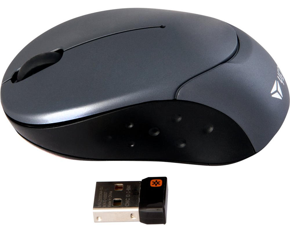 Miniaturní myš Yenkee YMS 4010SG Valletta funguje bezdrátově pomocí radiofrekvenčního 2,4GHz USB přijímače až do vzdálenosti 10 m.