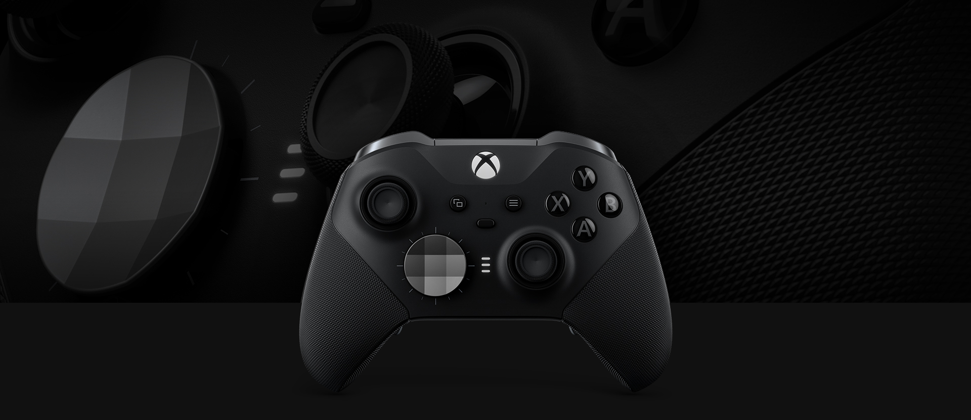 Originálny a značne vylepšený gamepad Xbox Wireless Controller Elite Series 2 bol navrhnutý v spolupráci s poprednými profesionálnymi hráčmi svetovej úrovne.