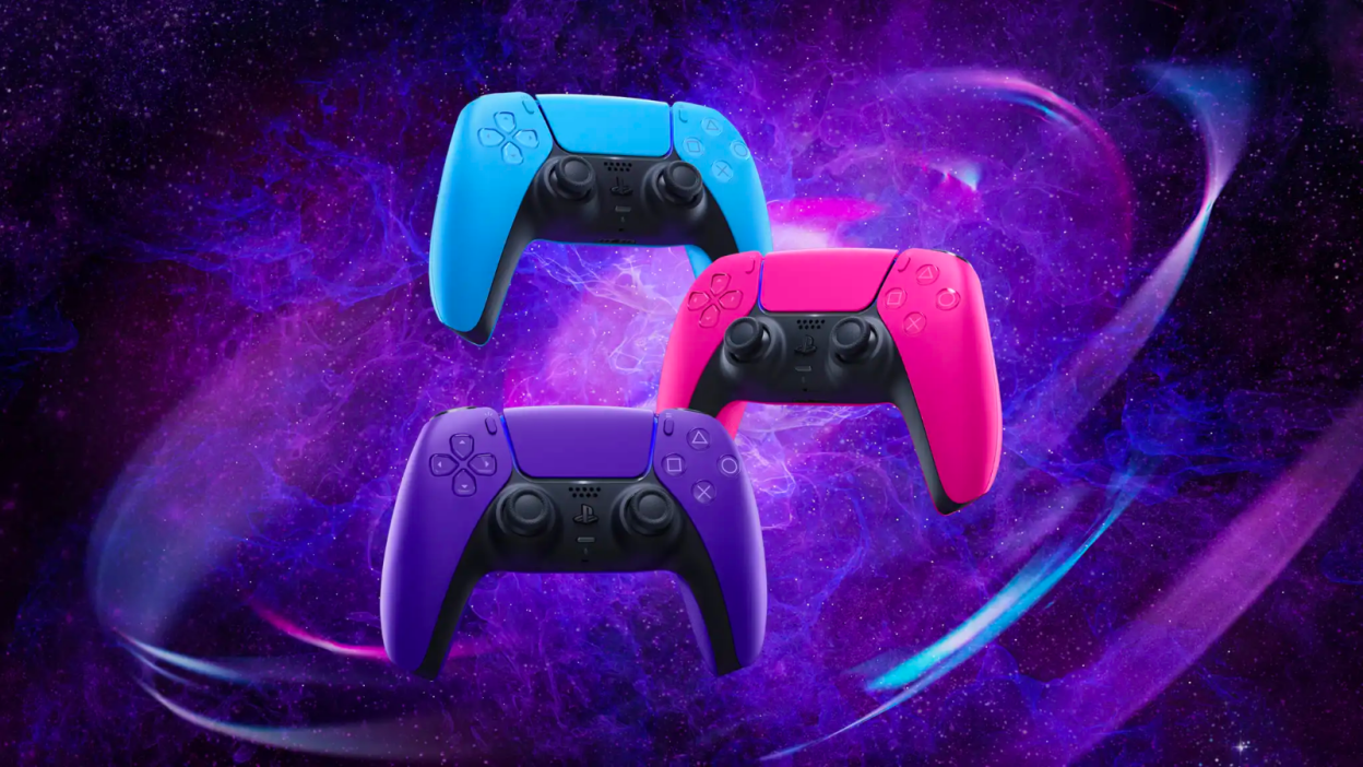 Bezdrátový herní ovladač Sony DualSense pro systém PlayStation 5 z kolekce Galaxy přichází ve 3 různých barevných variantách.