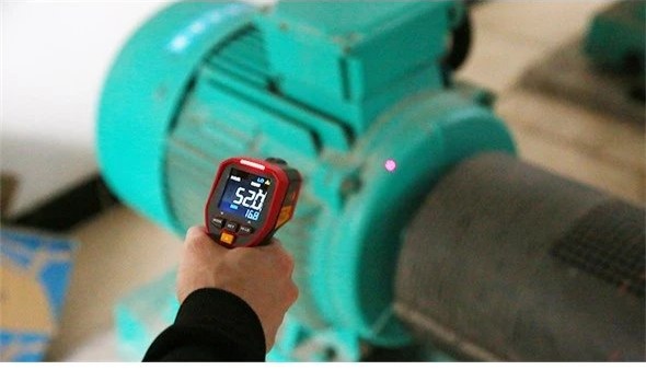 Teploměr UNI-T UT301A