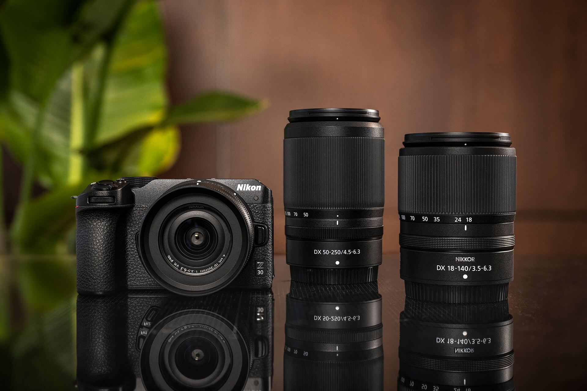 Fotoaparát Nikon Z30 s objektívmi