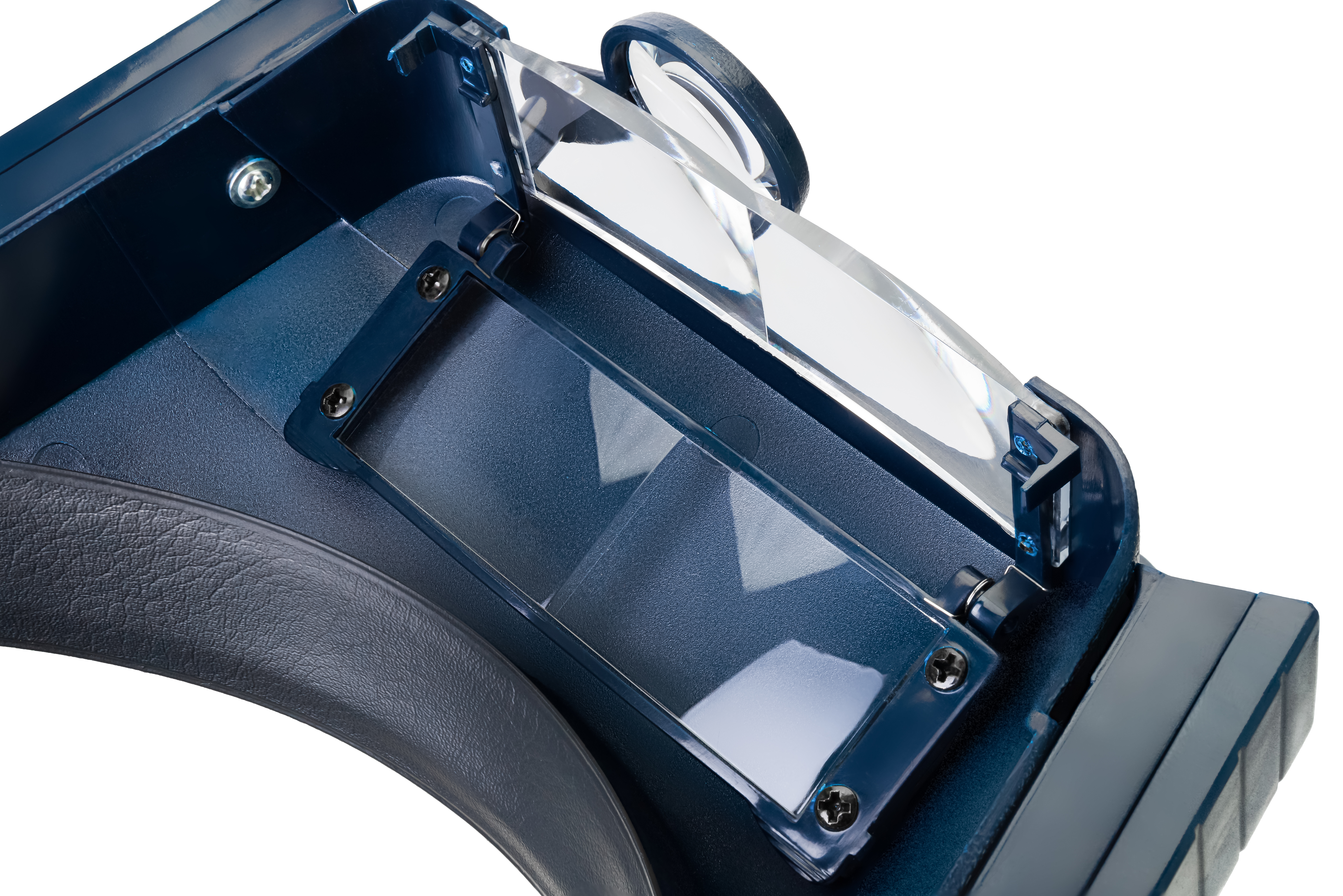 Optická sústava lupy Discovery Crafts DHR 10 sa skladá z 2 obdåžnikových šošoviek nasadených za sebou a 1 kruhovej šošovky s výklopným dizajnom.