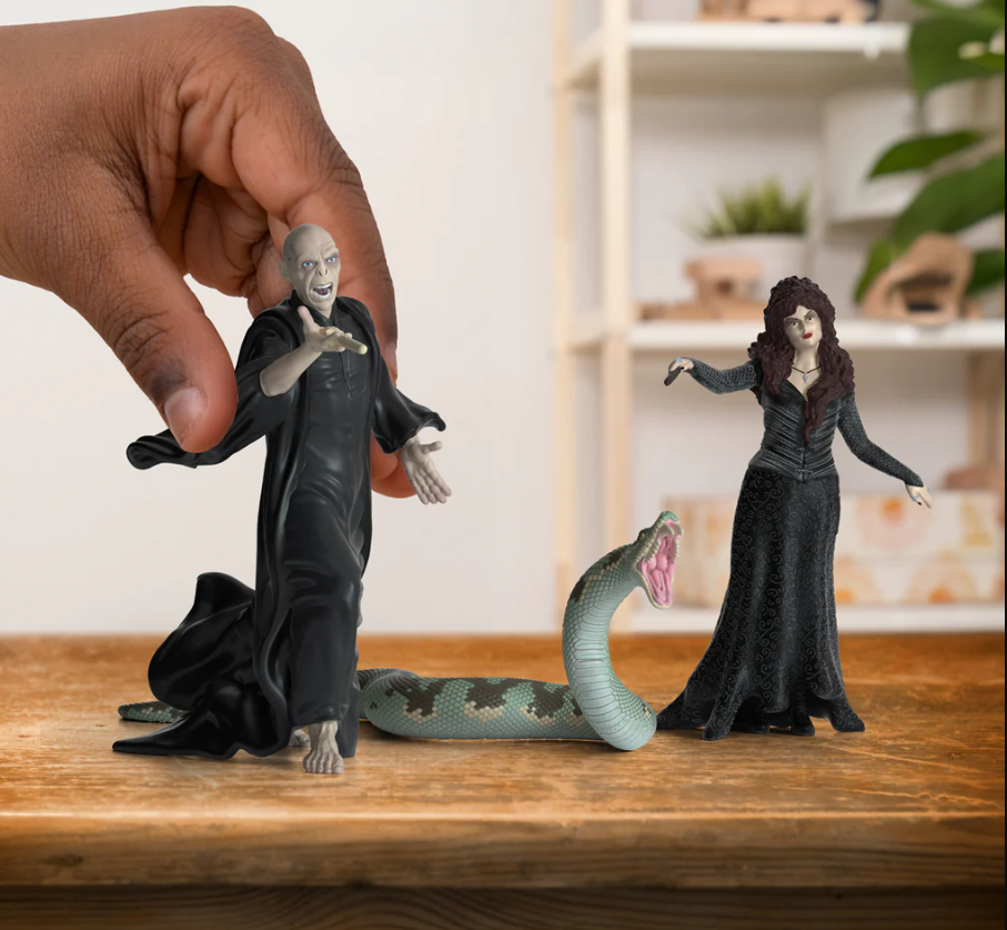 Figurka Lorda Voldemorta, Bellatrix Lestrangeové a hada Naginiho od značky Schleich