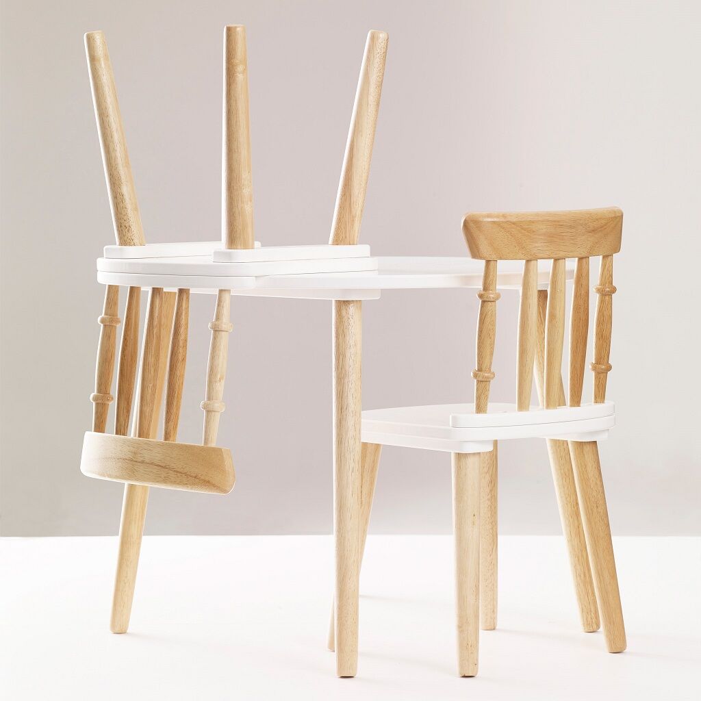 Dřevěný set stolku a dvou židlí Le Toy Van
