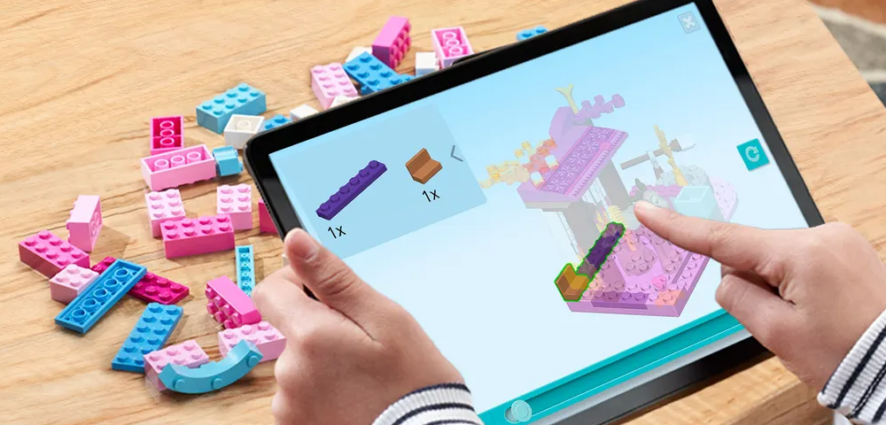 Stavebnice LEGO Disney Elsa and the Nokk Storybook Adventures (43189) podporuje mobilní aplikaci LEGO Návody na stavění, která nabízí pokročilou funkci Instructions PLUS s 3D modely.
